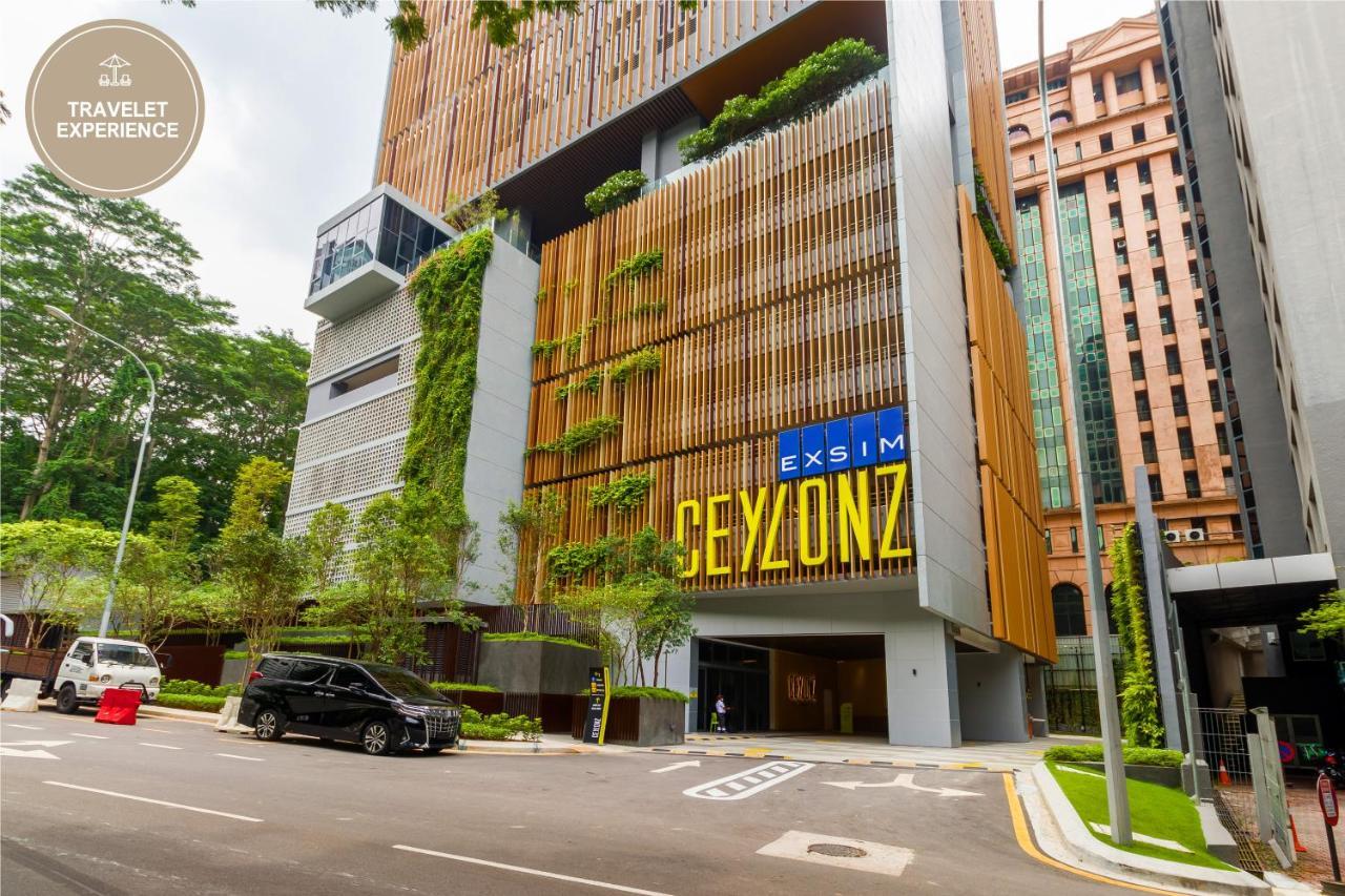 Ceylonz Klcc, Travelet *